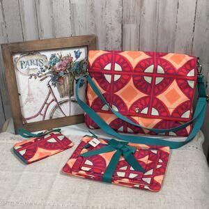 NWT Fossil Messenger and Travel Gift Set of 5